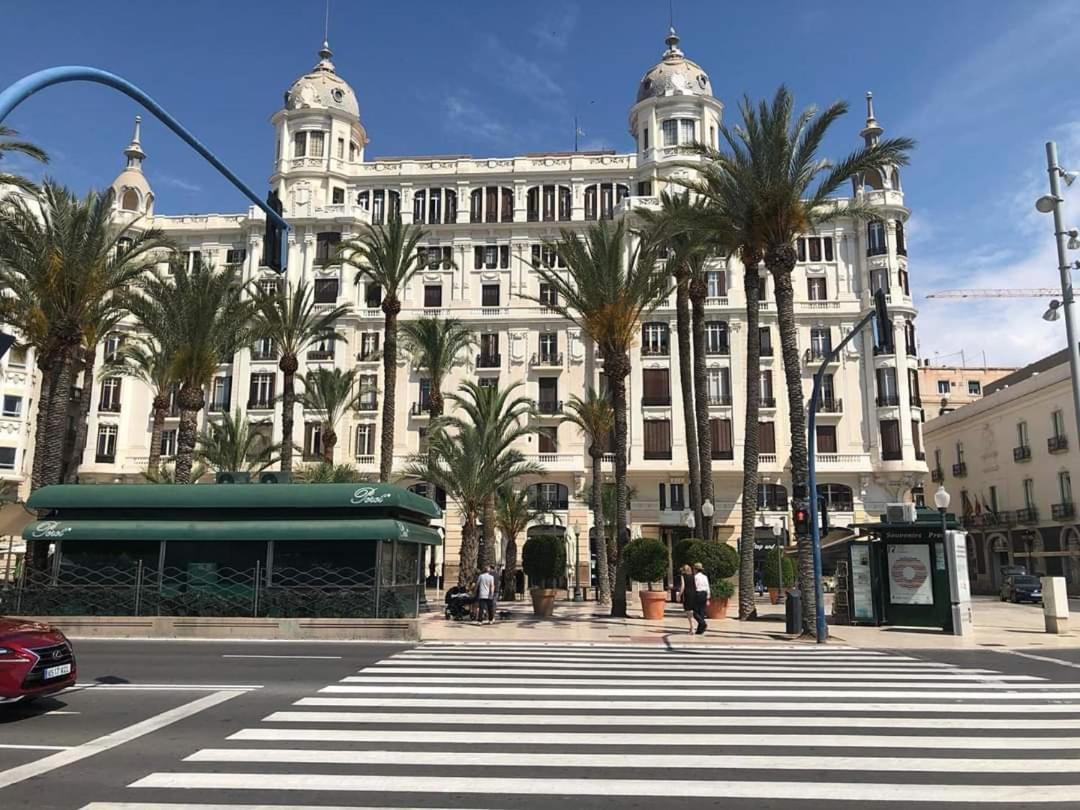 Casaturis Rambla Mendez Nunez En El Corazon De Alicante A109 Buitenkant foto